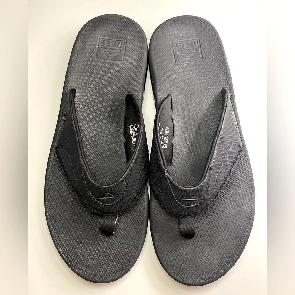 REEF Fanning Men's Bottle Opener Flip Flop, Arch Support, Durable Outsole 12M